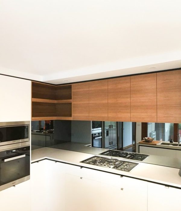 Mirastar Splashback